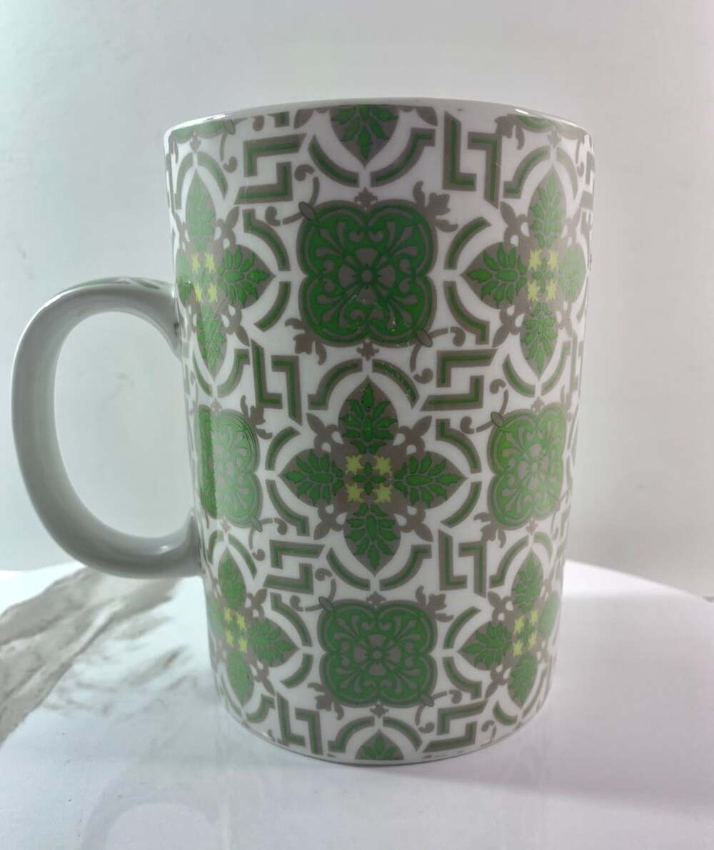 World Market Green Beige white Geometric tile design coffe cup